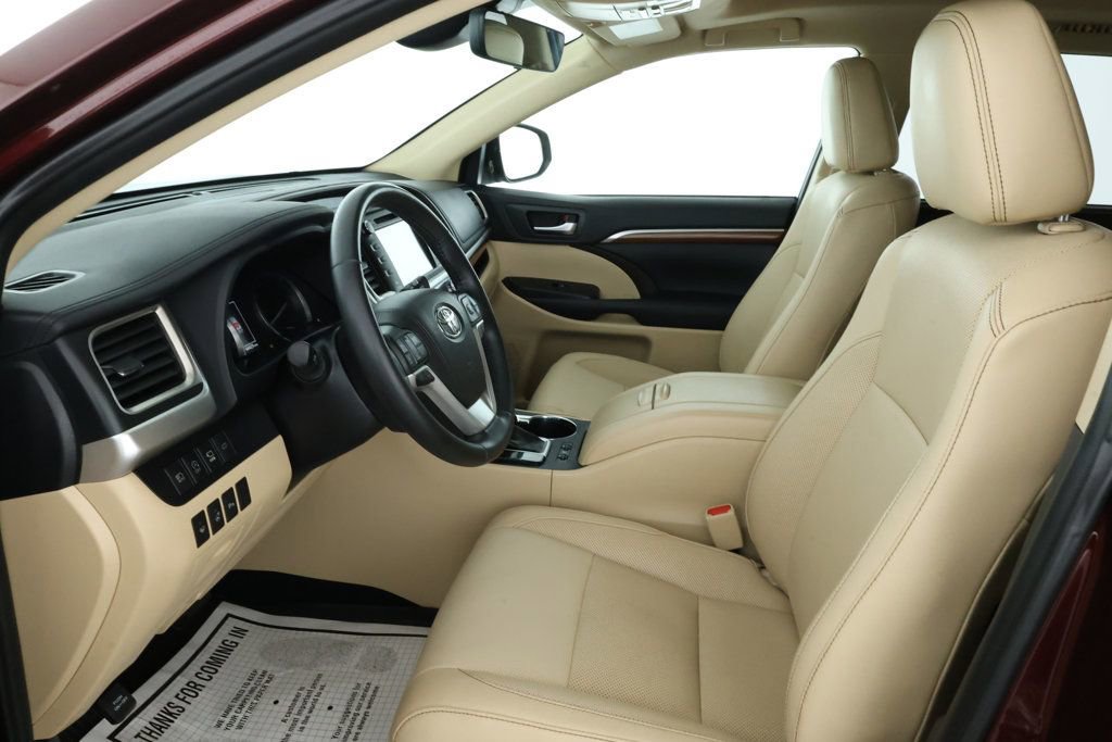 Used 2019 Toyota Highlander Limited Platinum image 20