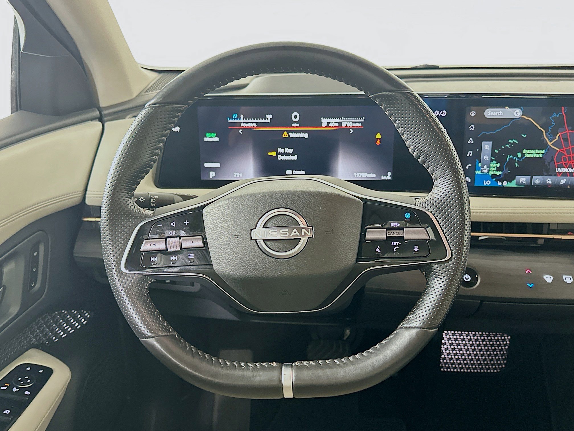 Used 2024 Nissan Ariya FWD image 18