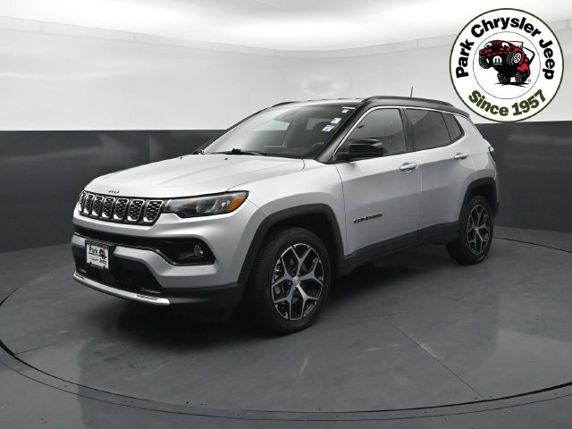 Used 2024 Jeep Compass Limited AWD/4WD image 2