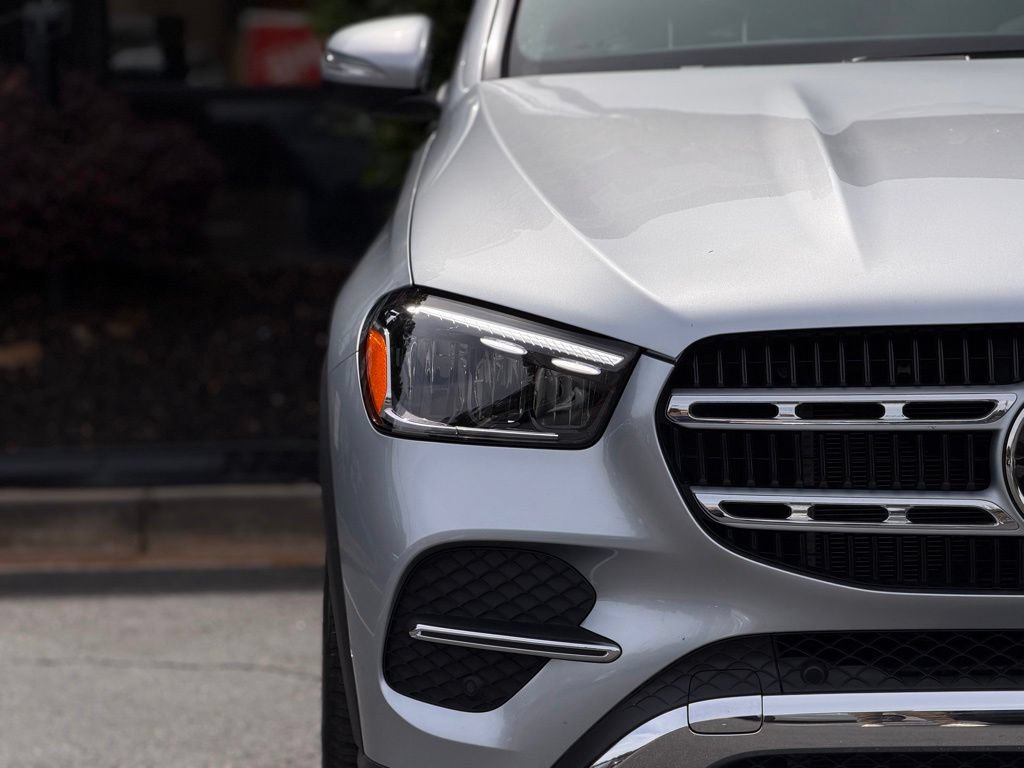 Used 2025 Mercedes-Benz GLE 350 4MATIC image 3