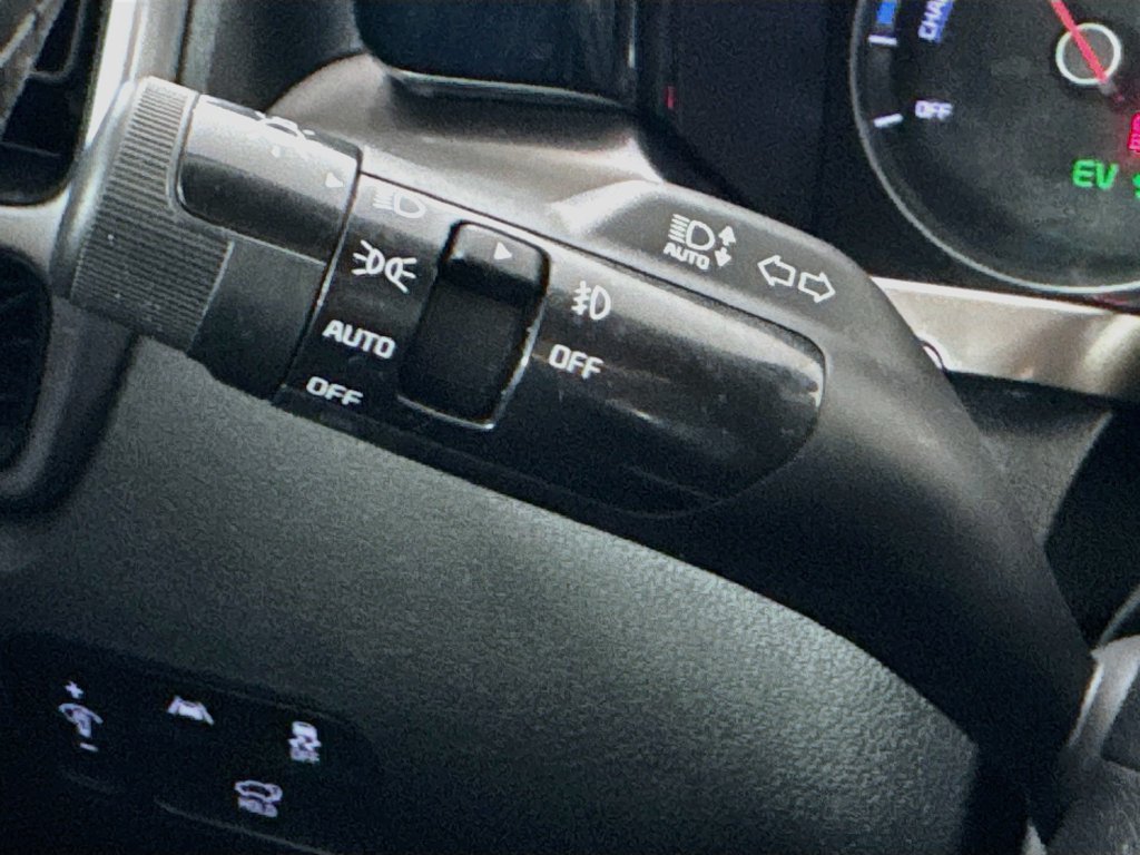 Used 2022 Kia Sorento EX w/ Panoramic Sunroof Package FWD image 12