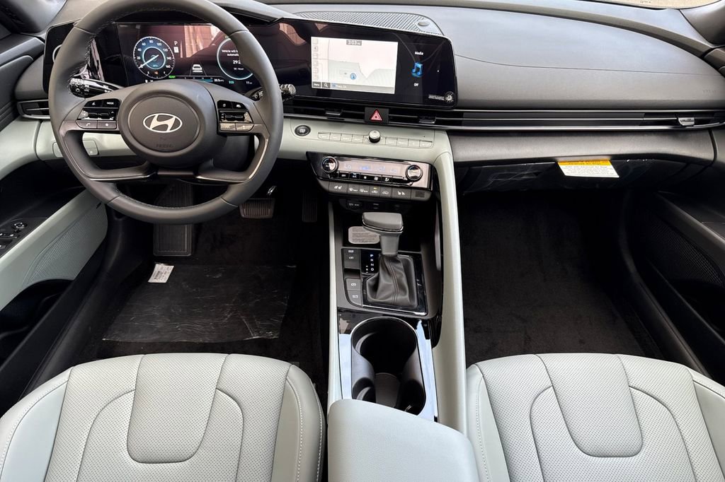 New 2026 Hyundai Elantra Limited image 10