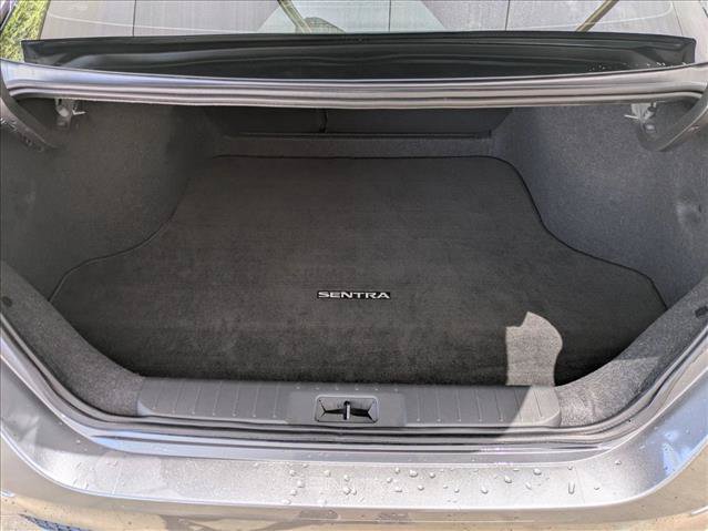 Used 2023 Nissan Sentra SR w/ SR Premium Package FWD image 6