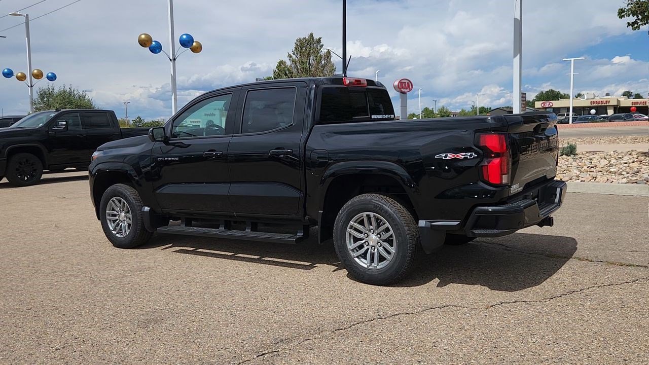 New 2025 Chevrolet Colorado LT w/ LT Convenience Package image 6