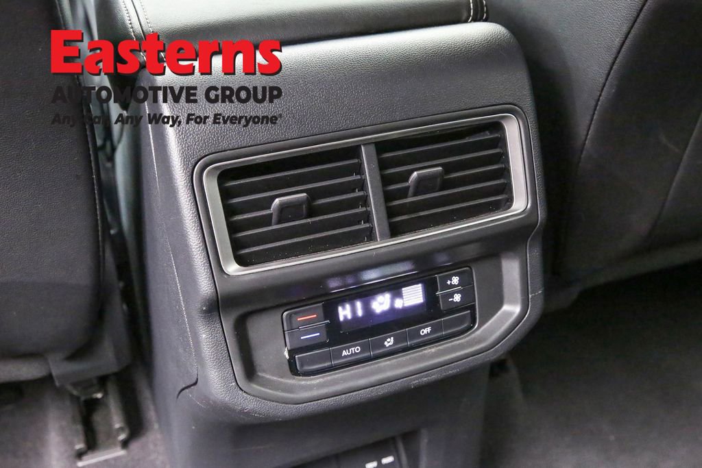 Used 2024 Volkswagen Atlas SE image 20