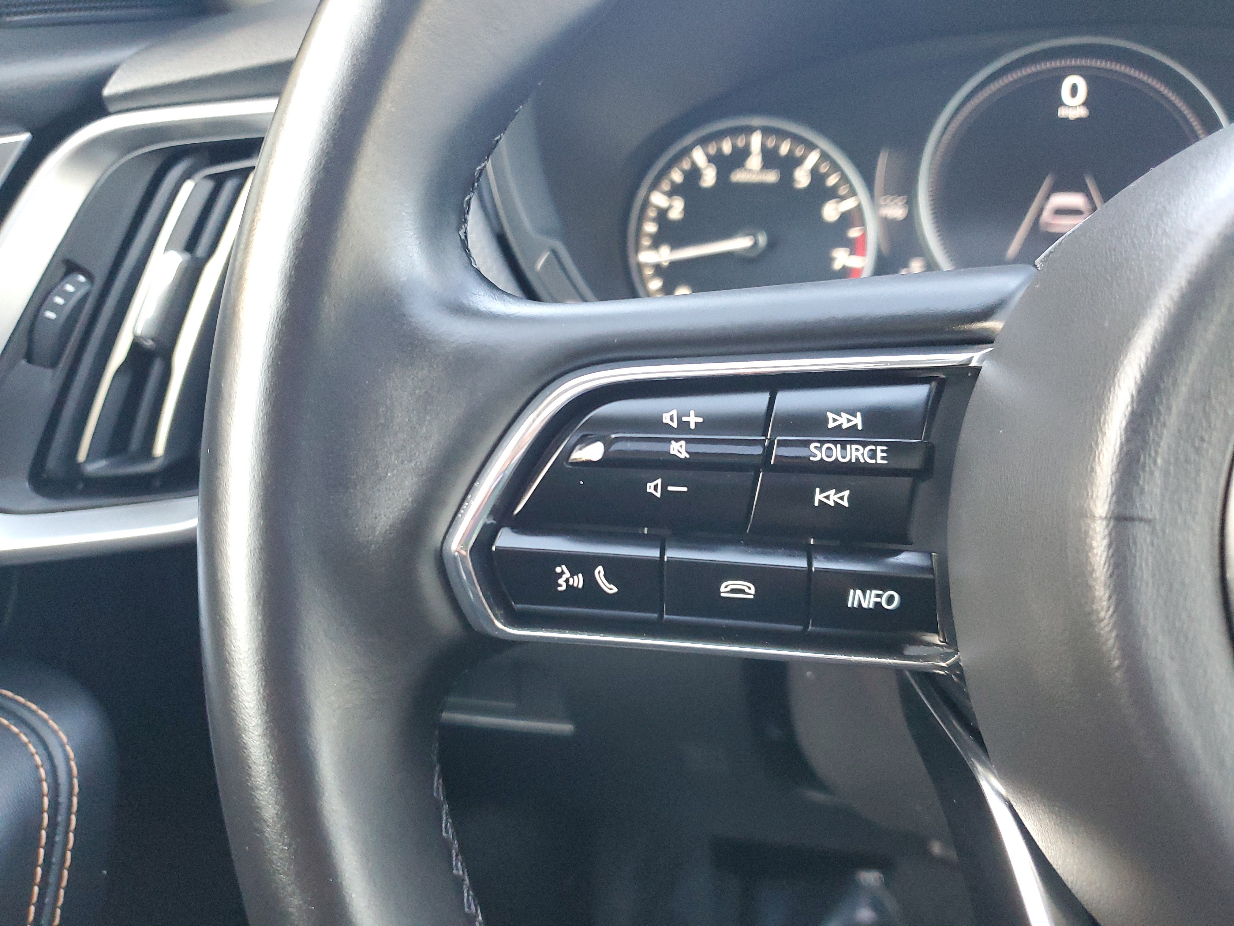 Used 2025 MAZDA CX-90 3.3 Turbo w/ Preferred Package image 19