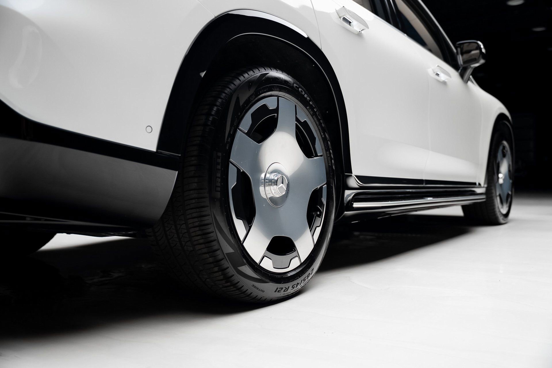 Used 2024 Mercedes-Benz Maybach EQS 680 4MATIC image 76