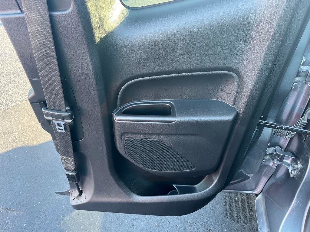 Used 2021 Chevrolet Colorado Z71 image 31