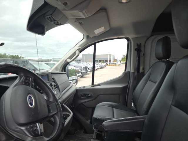 Used 2020 Ford Transit 250 Low Roof RWD image 11