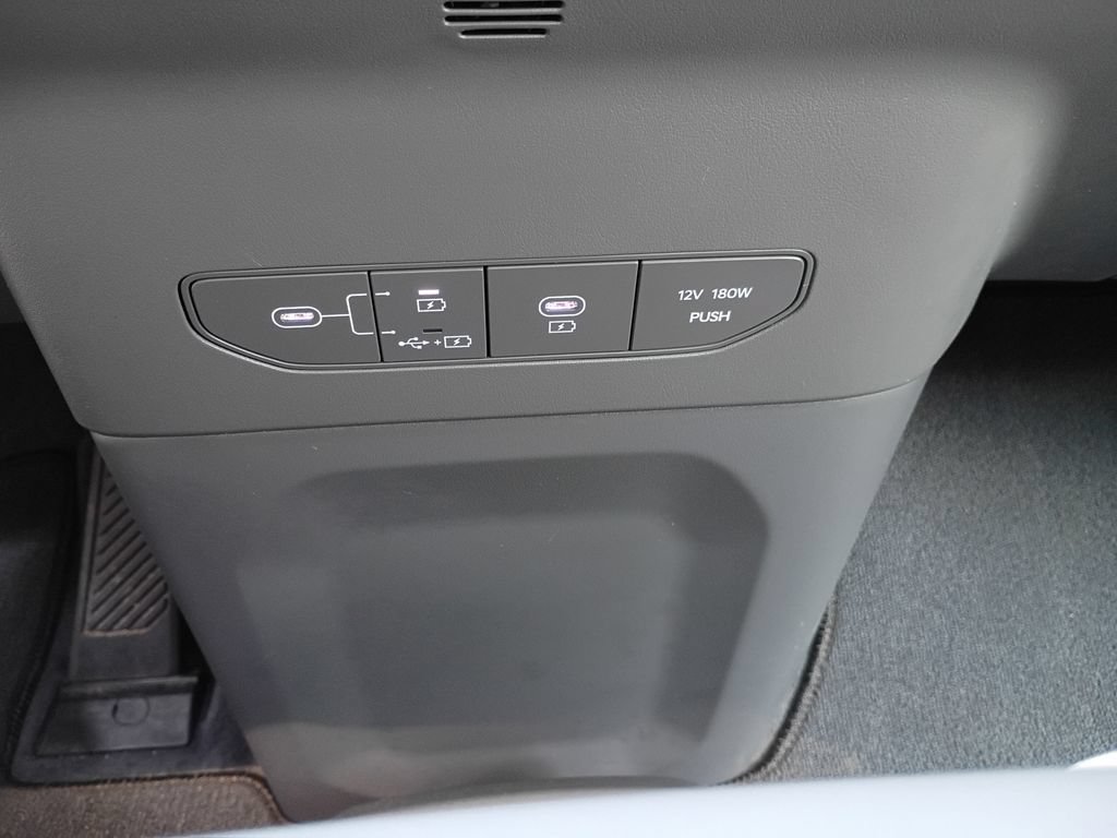 Certified 2024 Kia EV9 Wind AWD/4WD image 26