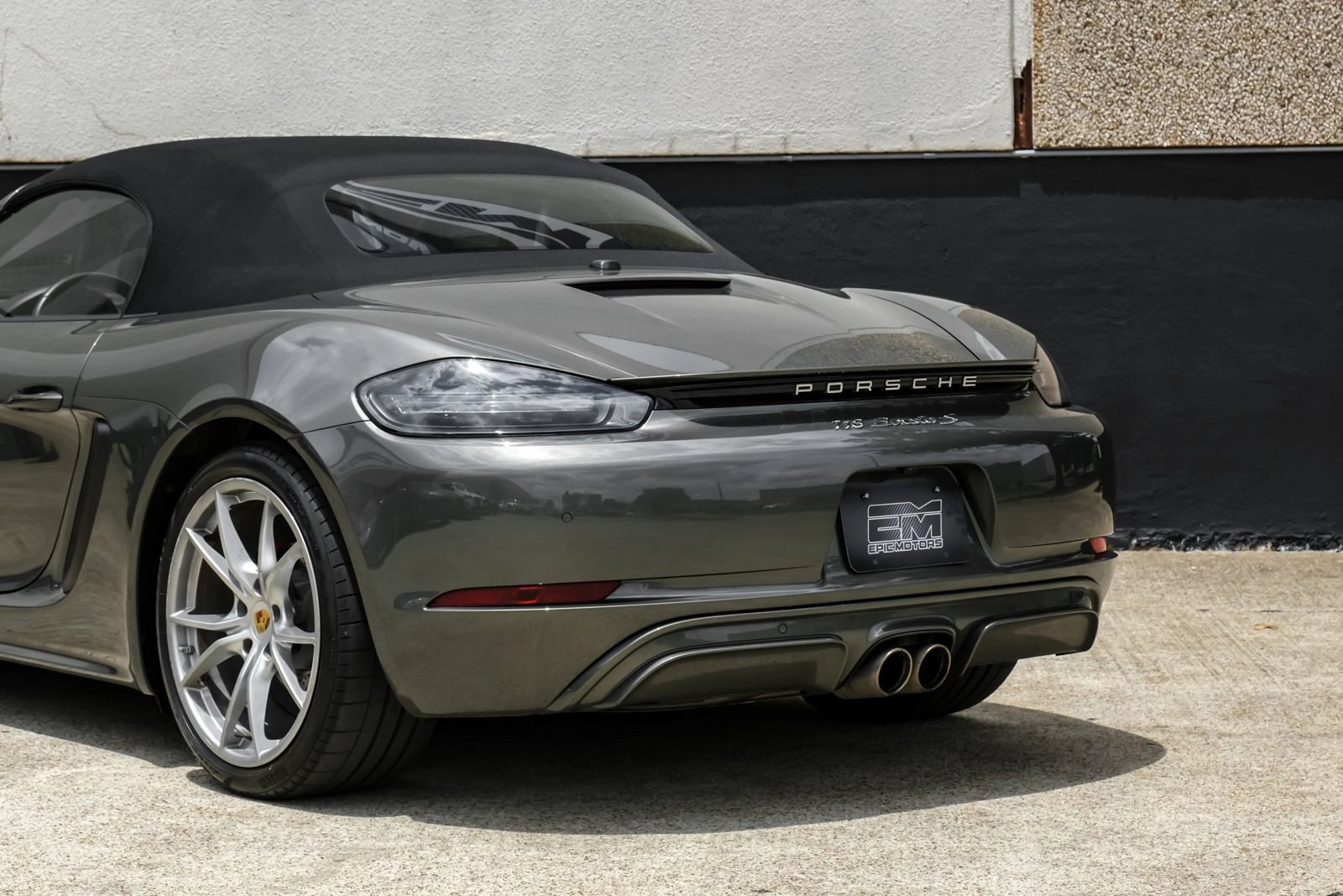 Used 2021 Porsche 718 Boxster S RWD image 19
