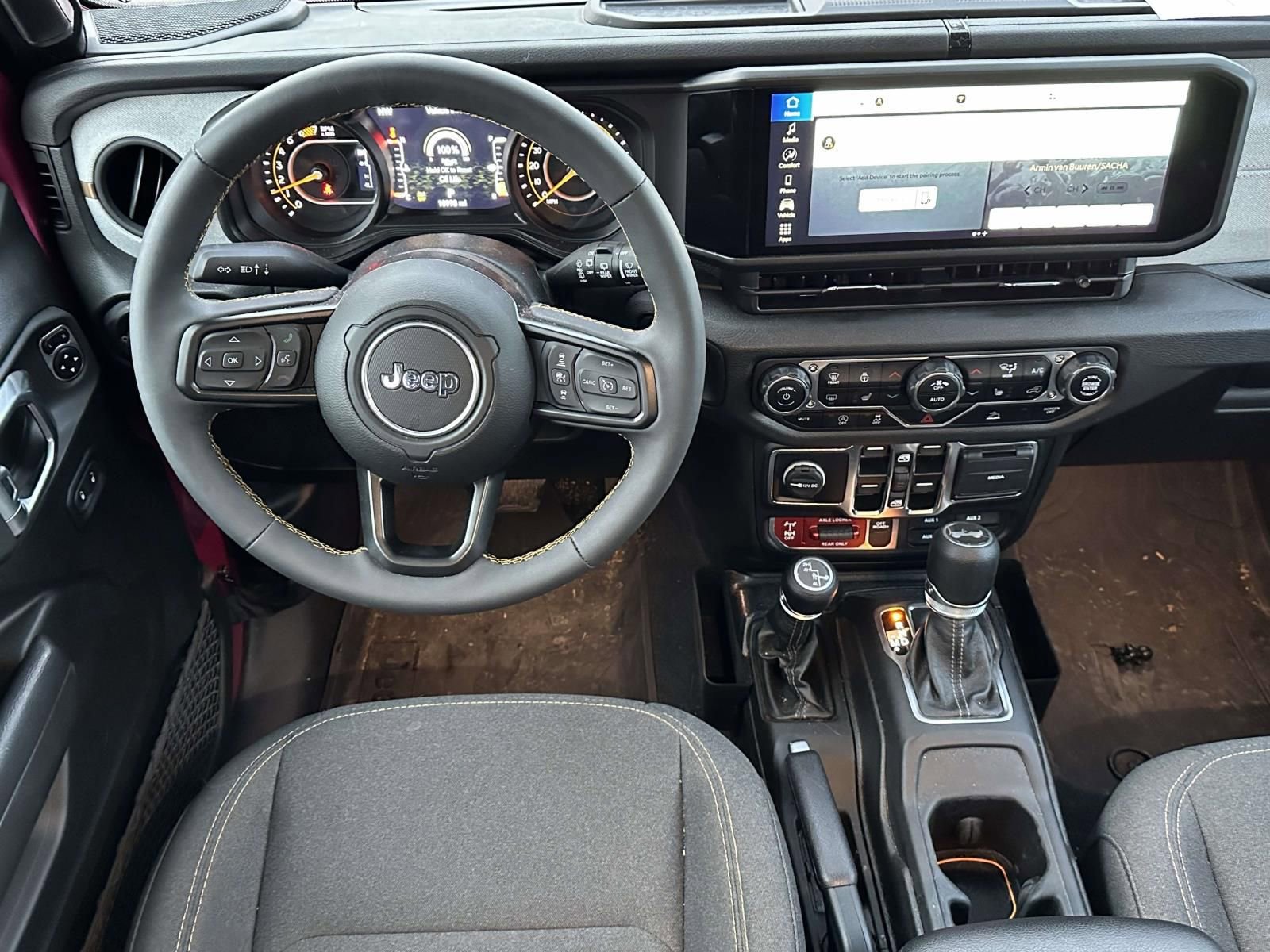 Used 2024 Jeep Wrangler Willys image 9