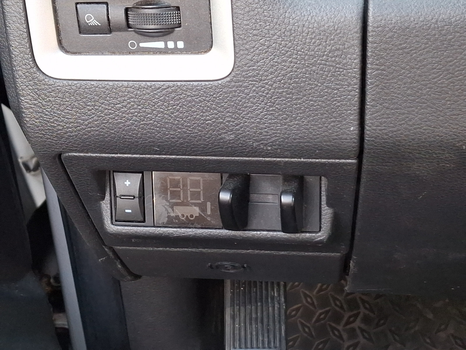Used 2010 Dodge Ram 1500 Truck SLT AWD/4WD image 21
