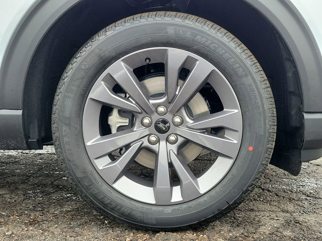 New 2026 Ford Explorer Active w/ Active Comfort Package image 9