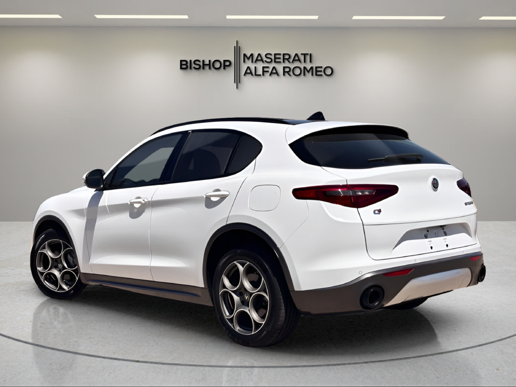 Used 2023 Alfa Romeo Stelvio Ti w/ Active Assist Plus Package AWD/4WD image 4