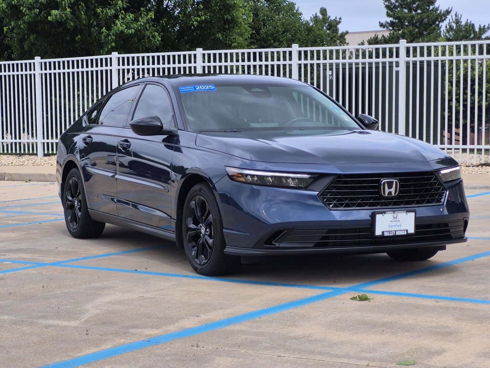Certified 2025 Honda Accord SE image 4