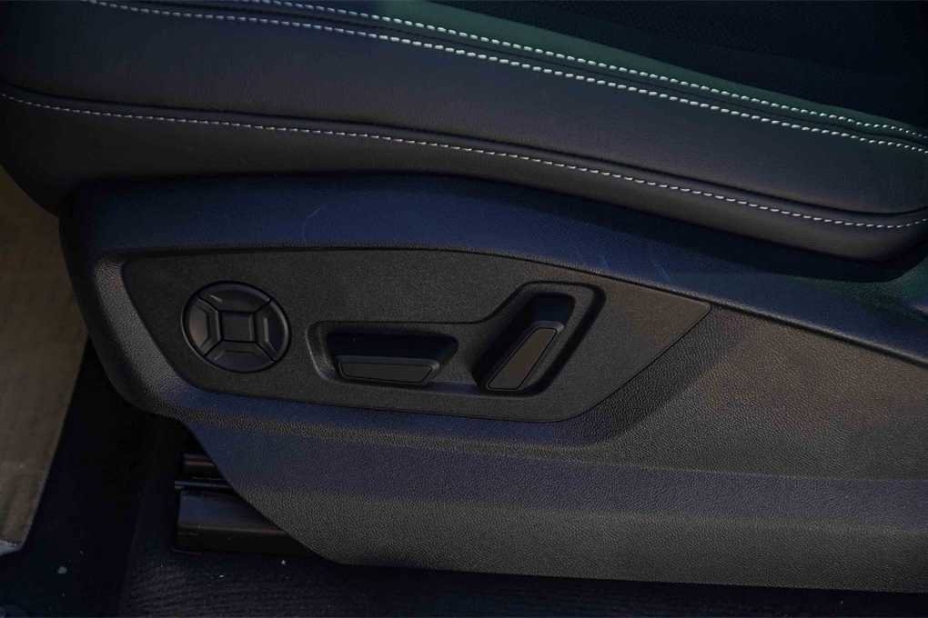 New 2025 Audi Q8 Premium Plus image 24
