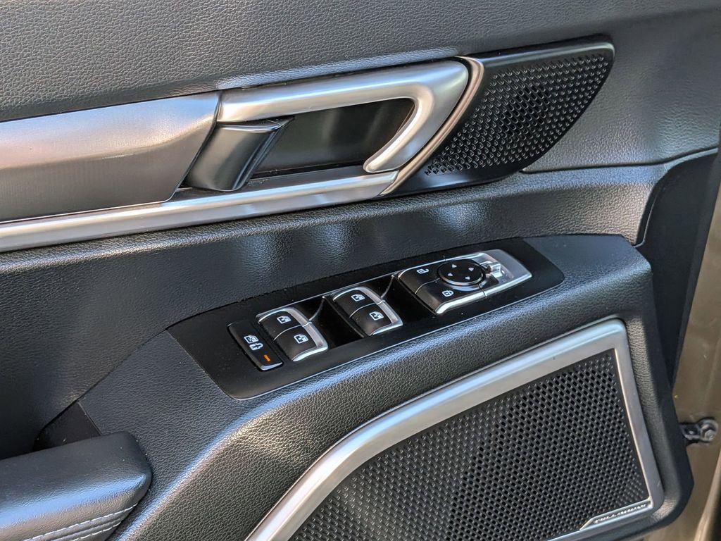 Used 2025 Kia Telluride S image 13