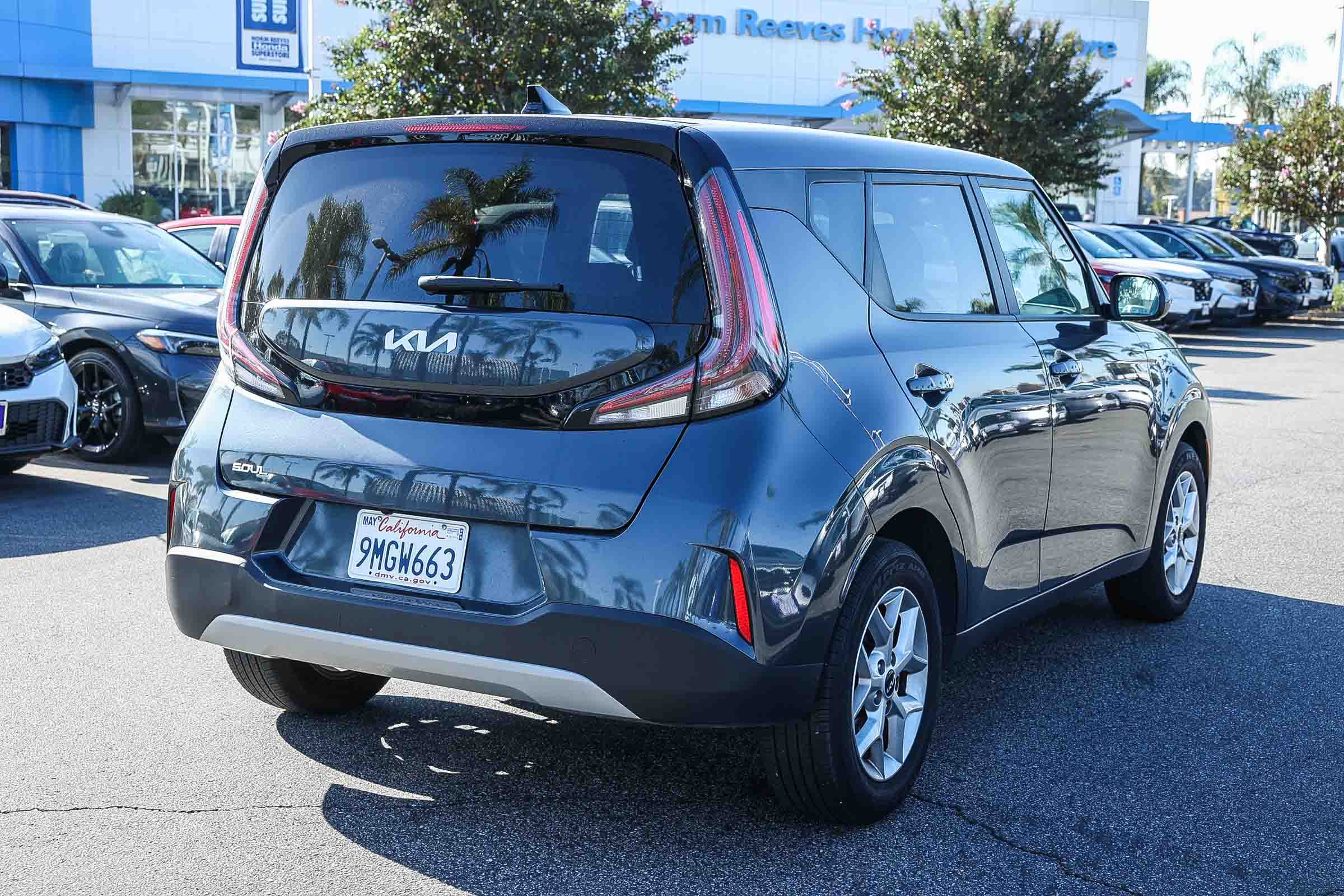 Used 2024 Kia Soul LX w/ Option Group 015 image 7