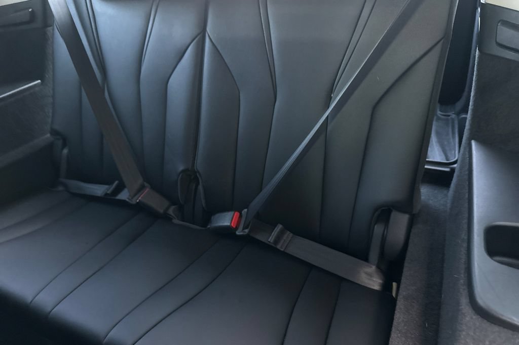 Certified 2023 Acura MDX FWD image 19
