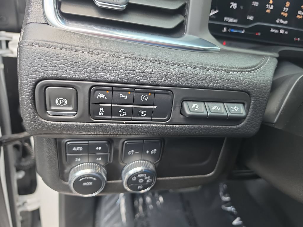 Certified 2023 GMC Yukon XL Denali AWD/4WD image 29