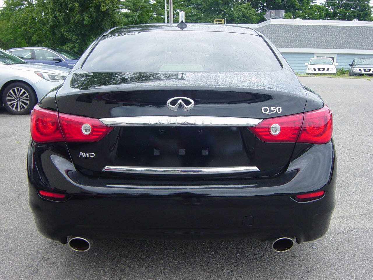 Used 2015 INFINITI Q50 2.0t w/ Moonroof Package AWD/4WD image 5