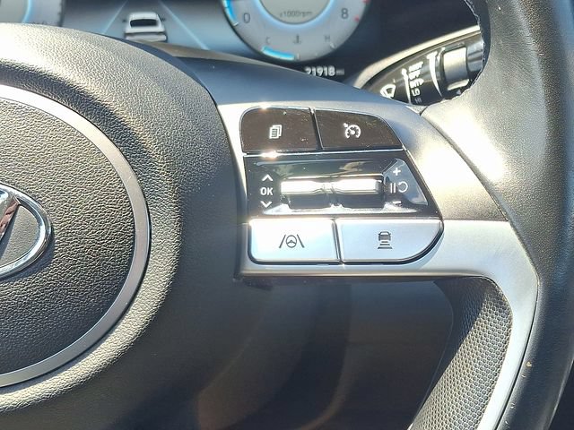 Used 2023 Hyundai Elantra SEL w/ Convenience Package FWD image 21