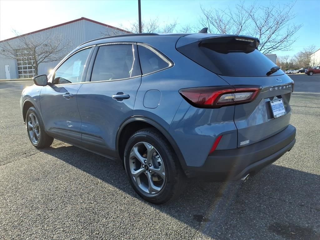 New 2026 Ford Escape ST-Line Select w/ Equipment Group 401A image 7