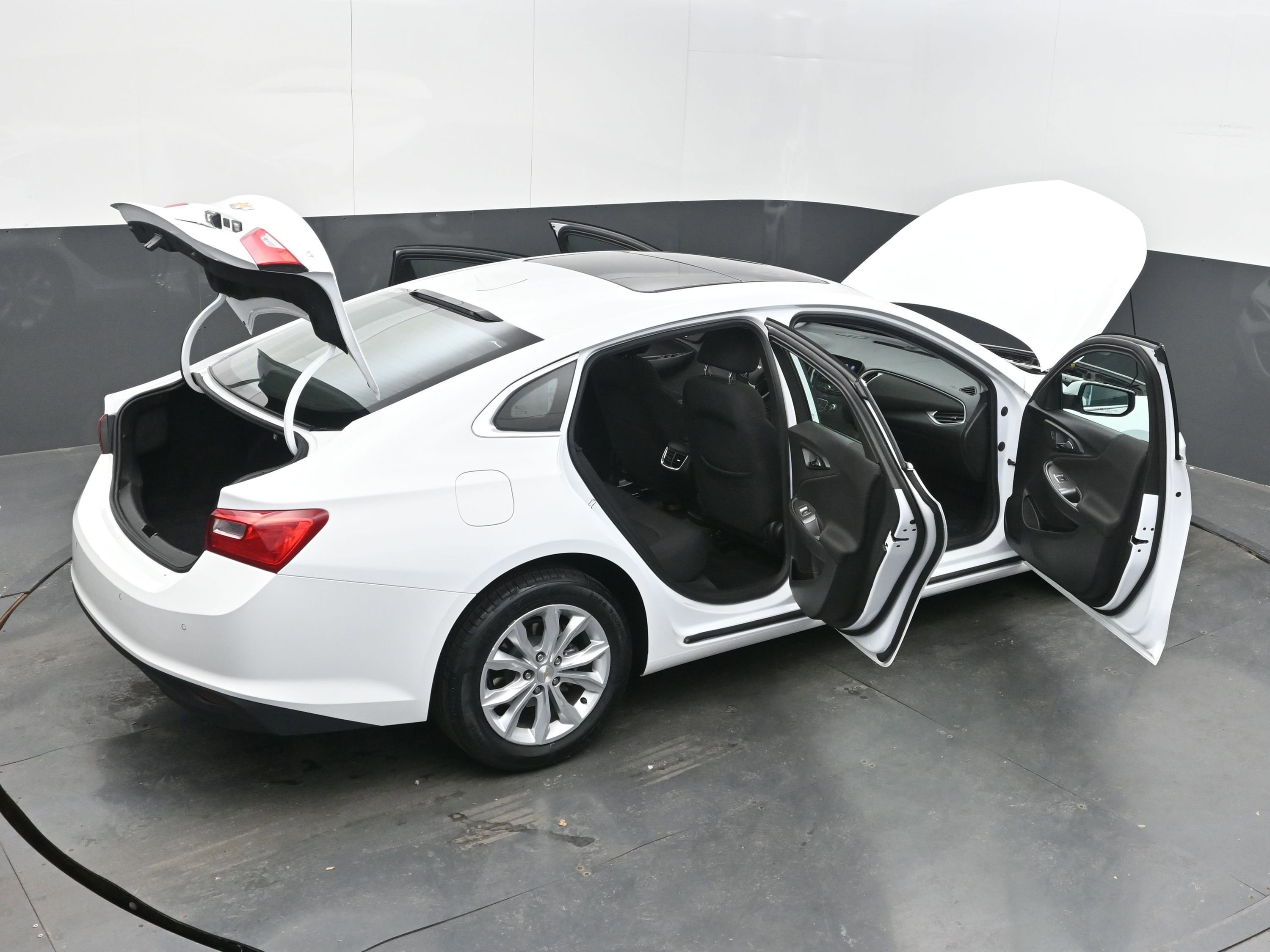 Used 2024 Chevrolet Malibu LT image 48