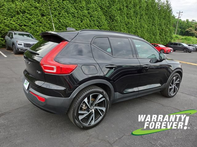 Used 2022 Volvo XC40 T5 R-Design w/ Advanced Package AWD/4WD image 7