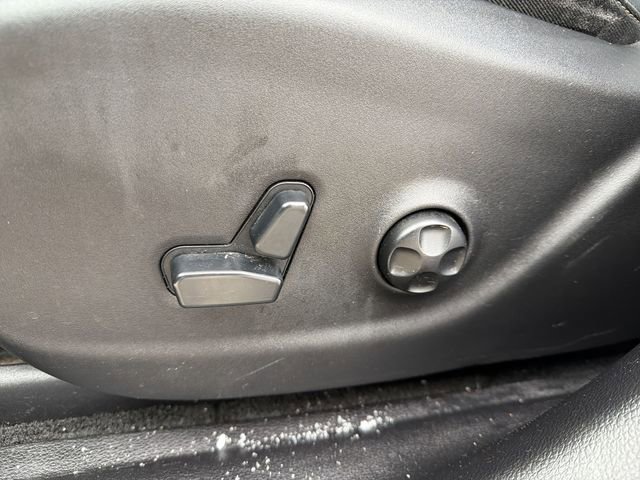 Used 2016 Jeep Cherokee Limited image 14