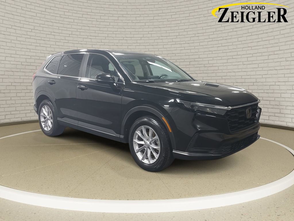 Used 2023 Honda CR-V EX image 3