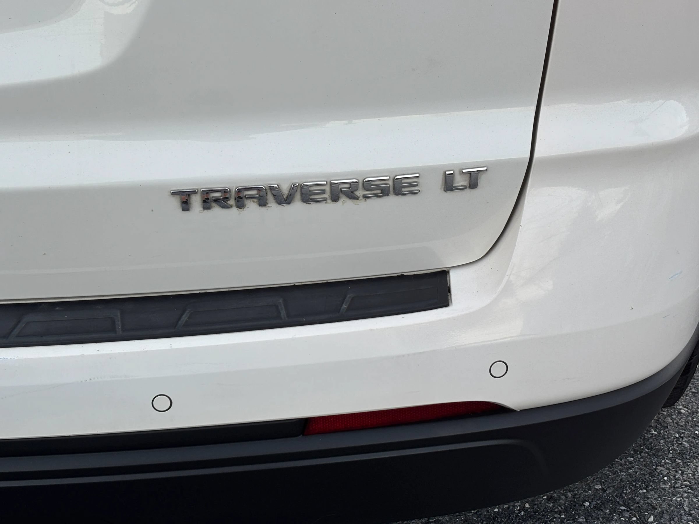 Used 2015 Chevrolet Traverse LT AWD/4WD image 34