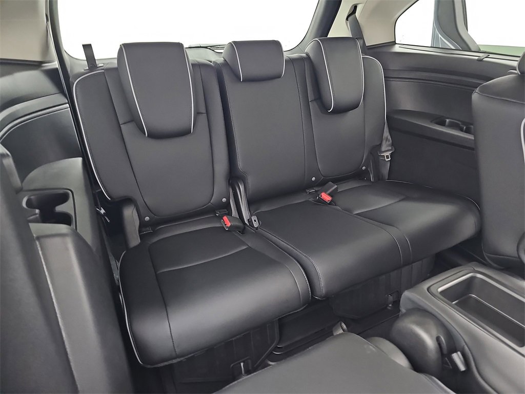New 2026 Honda Odyssey Touring image 14
