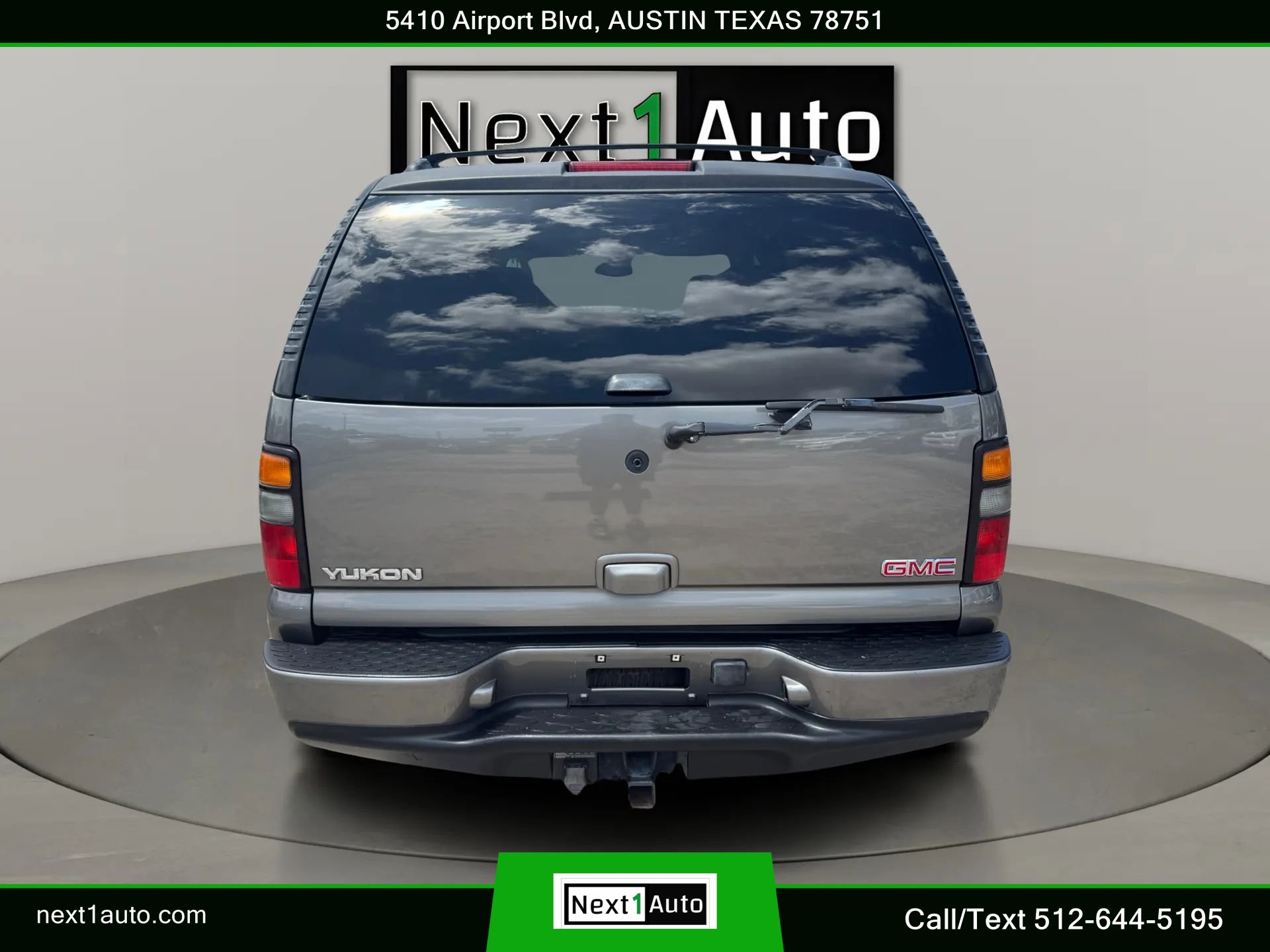 Used 2005 GMC Yukon Denali AWD/4WD image 16