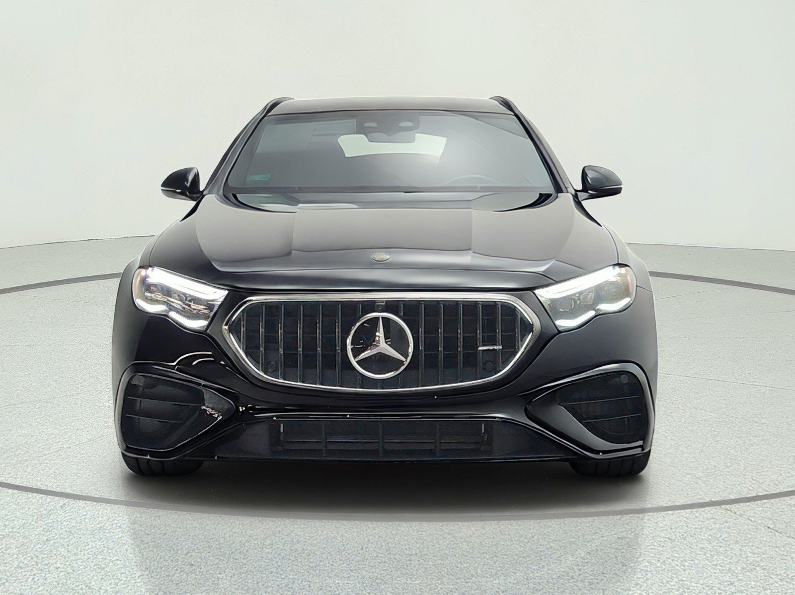 New 2026 Mercedes-Benz E 53 AMG e 4MATIC Wagon image 2
