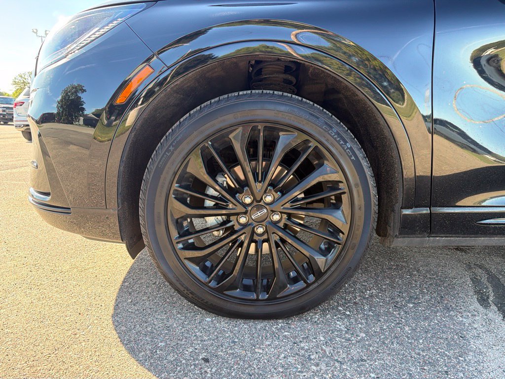 Used 2023 Lincoln Corsair AWD w/ Equipment Group 101A image 39