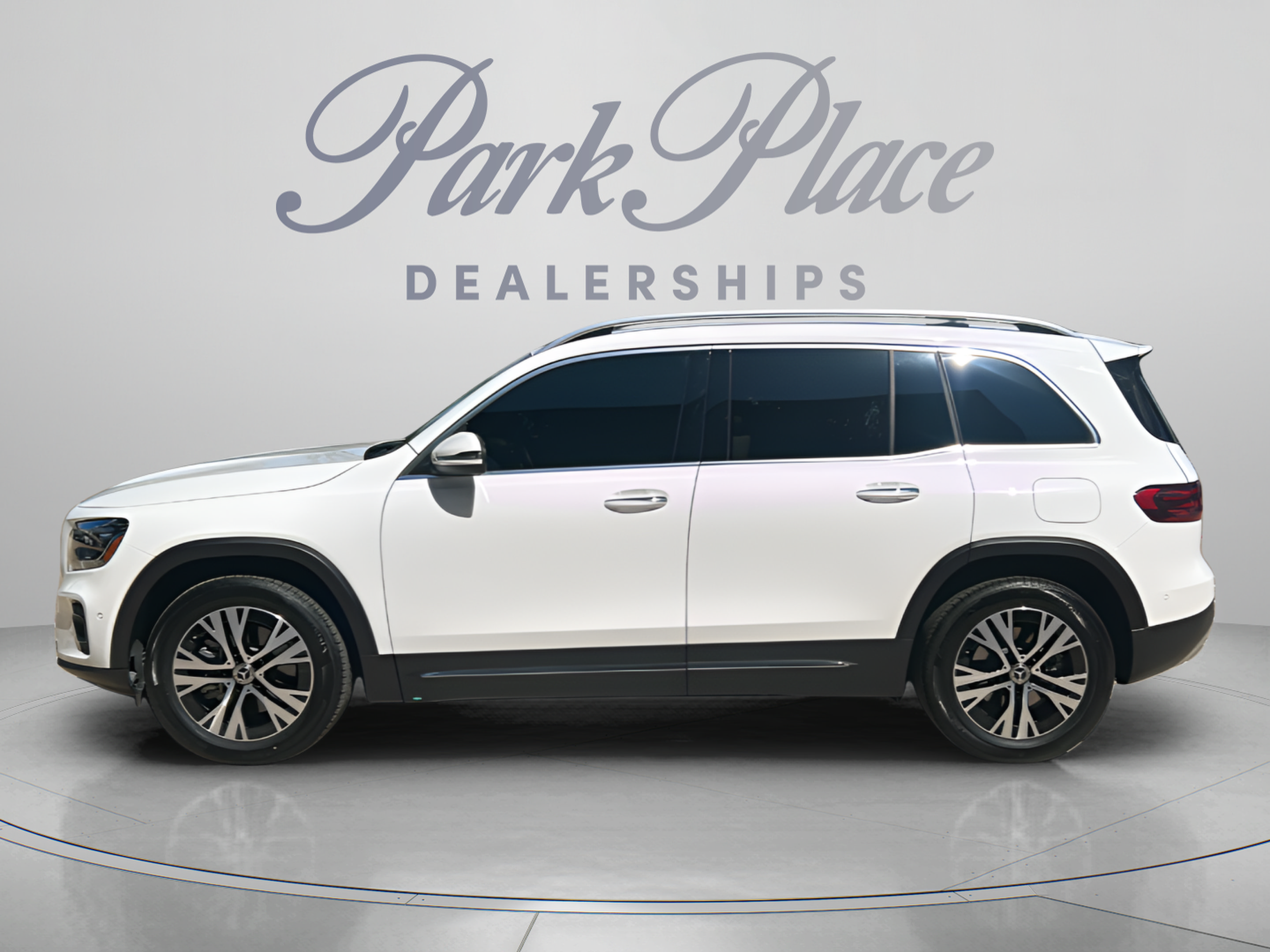 Used 2025 Mercedes-Benz GLB 250 video 2