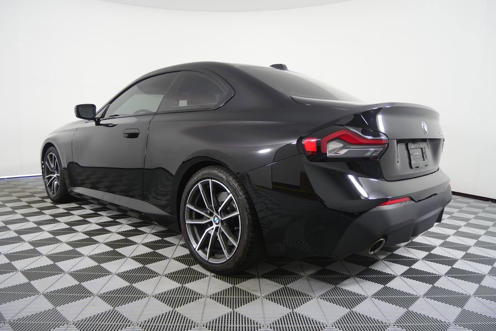 Certified 2024 BMW 230i Coupe w/ Premium Package image 5