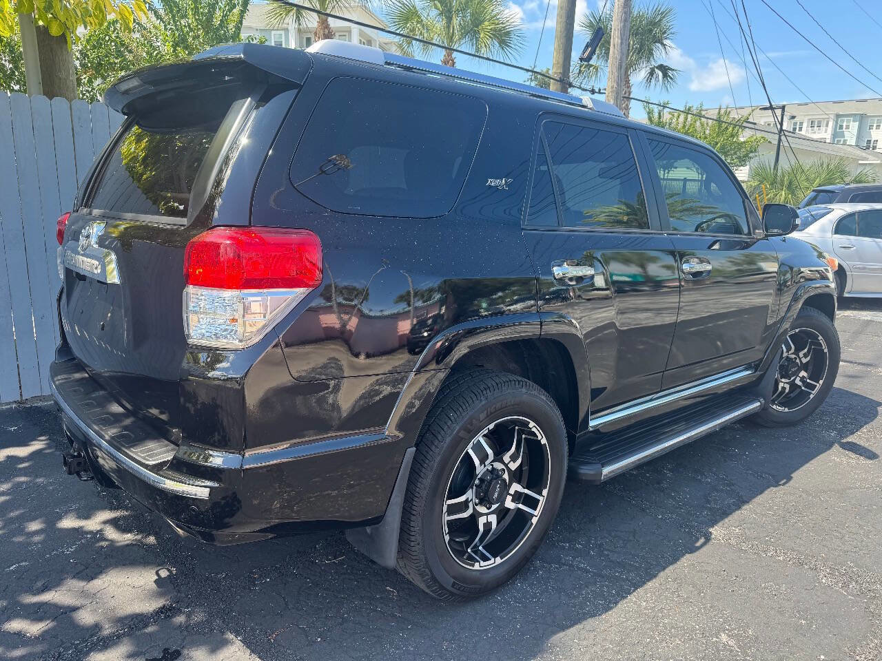 Used 2013 Toyota 4Runner SR5 image 3