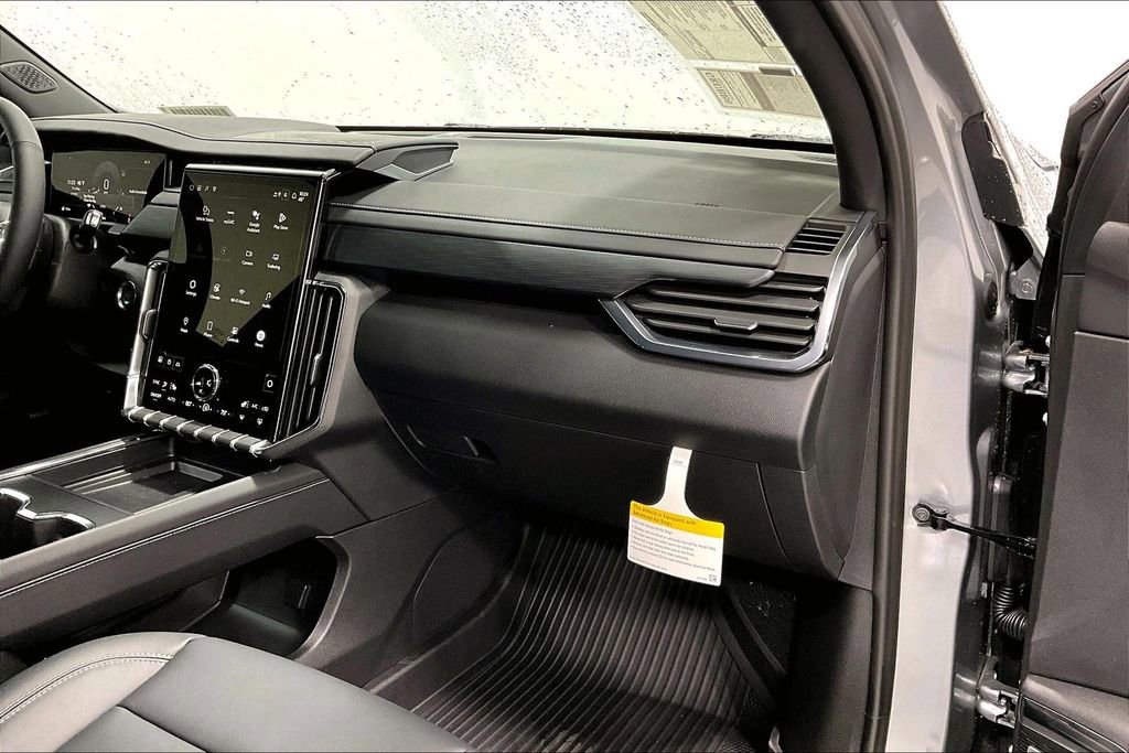 New 2026 GMC Acadia Elevation w/ Black Edition FWD image 9