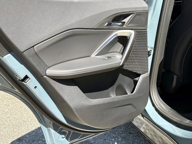Used 2025 BMW X2 xDrive28i image 13