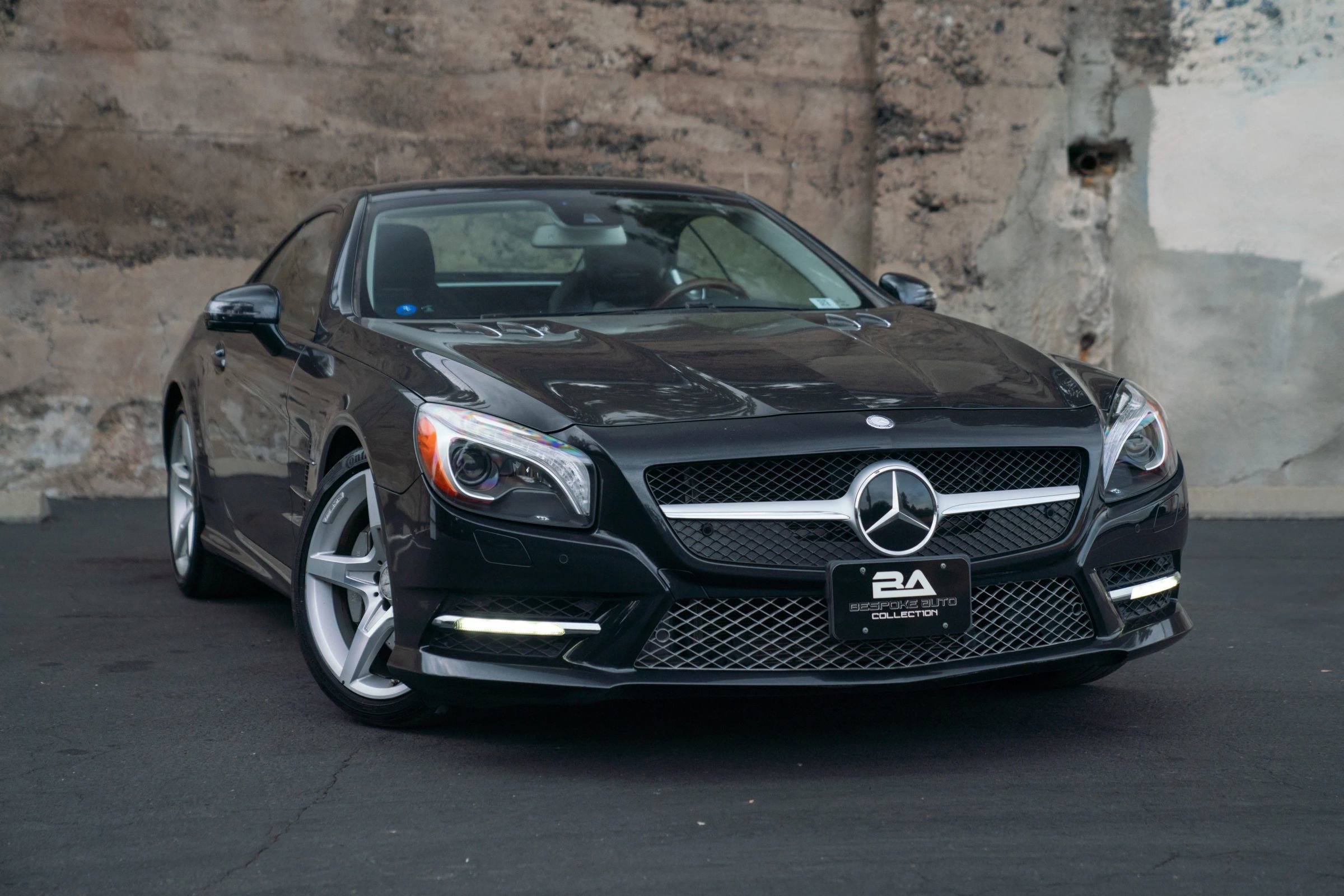 Used 2013 Mercedes-Benz SL 550 image 1