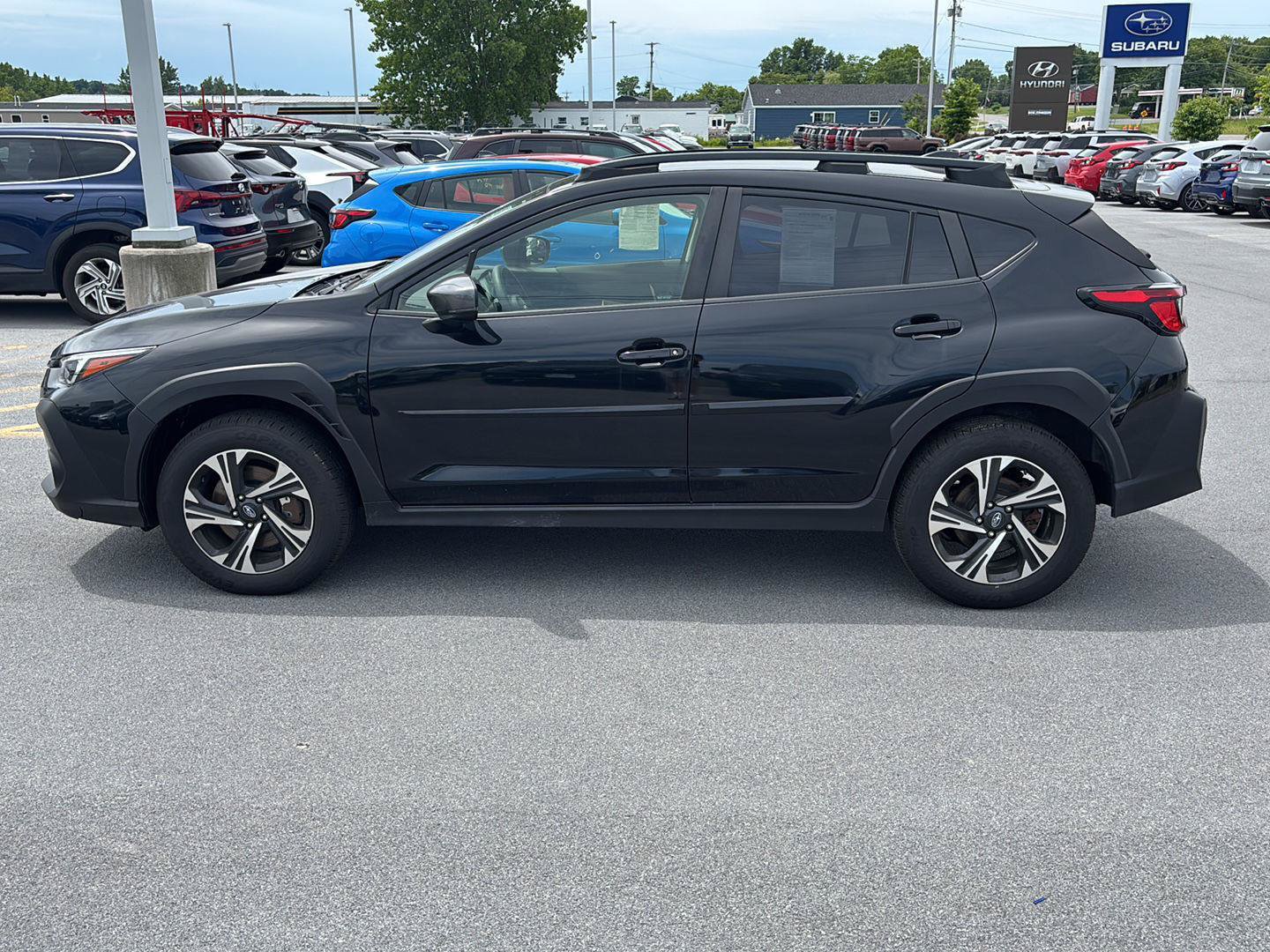 Used 2024 Subaru Crosstrek 2.0i Premium AWD/4WD image 6