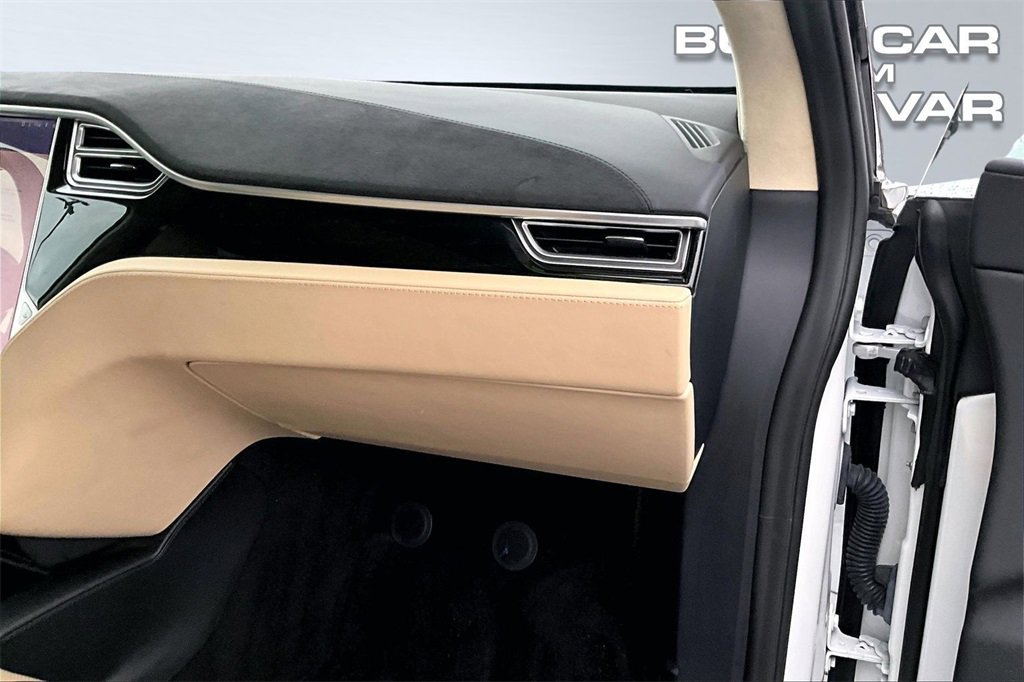 Used 2016 Tesla Model X 90D image 16