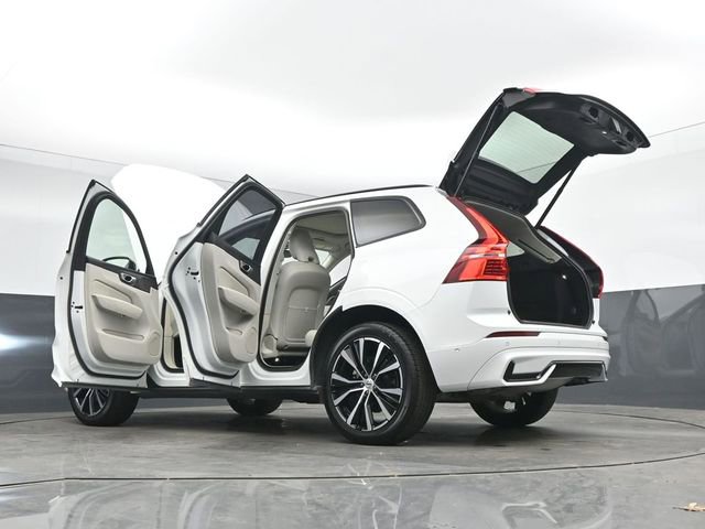 Used 2023 Volvo XC60 B5 Ultimate AWD/4WD image 57