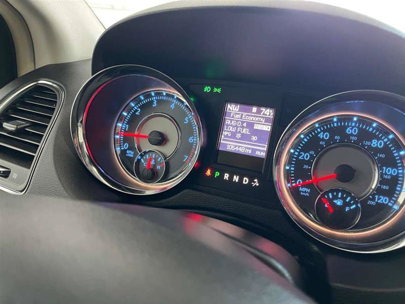 Used 2015 Chrysler Town & Country Touring-L w/ Driver Convenience Group FWD image 62