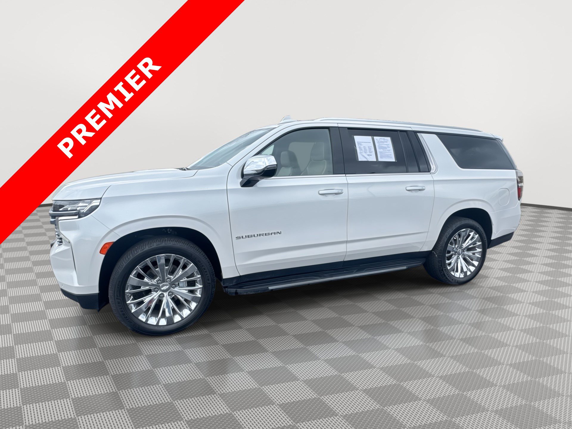 Used 2021 Chevrolet Suburban Premier image 1