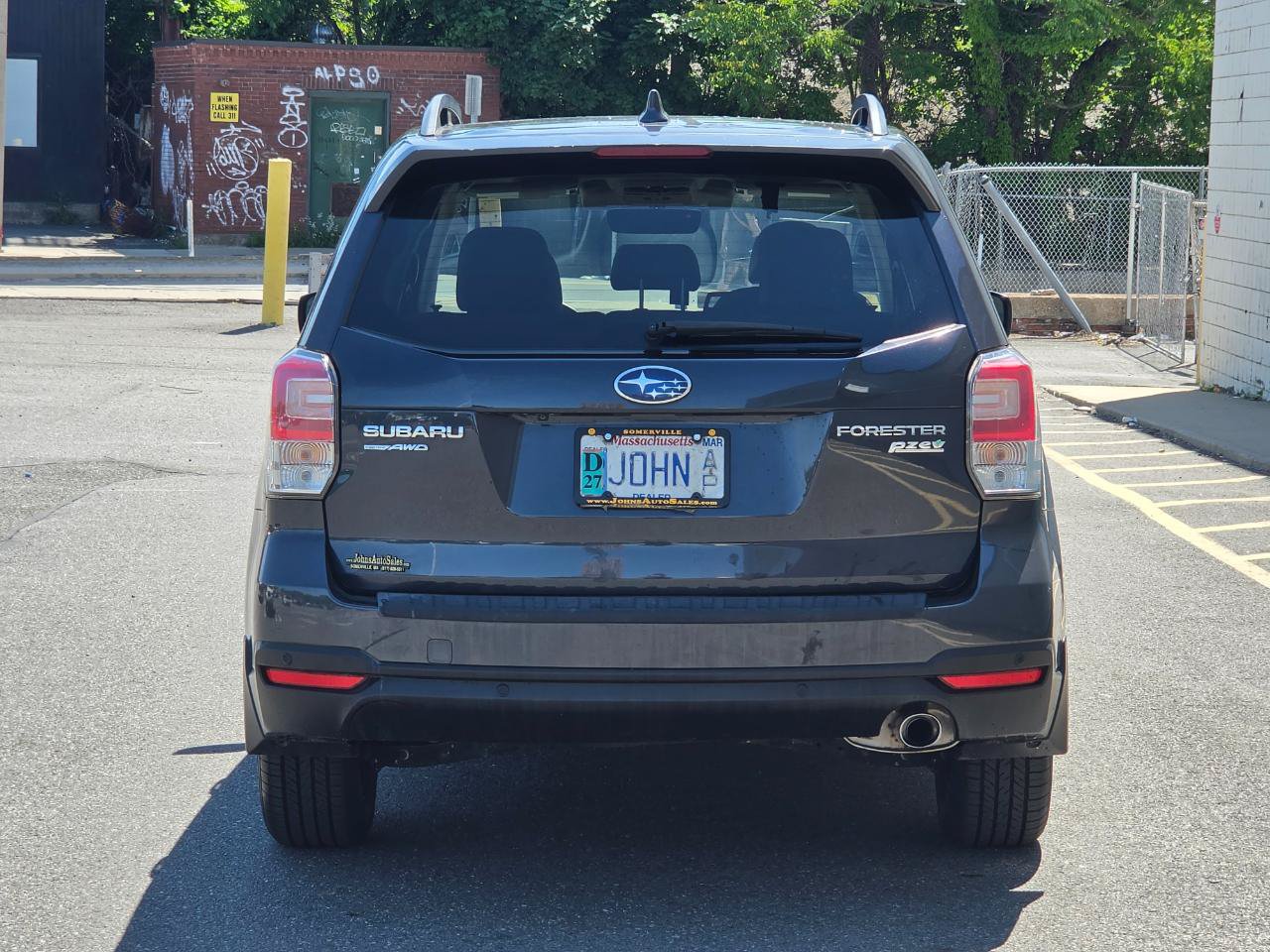 Used 2017 Subaru Forester 2.5i Limited AWD/4WD image 6
