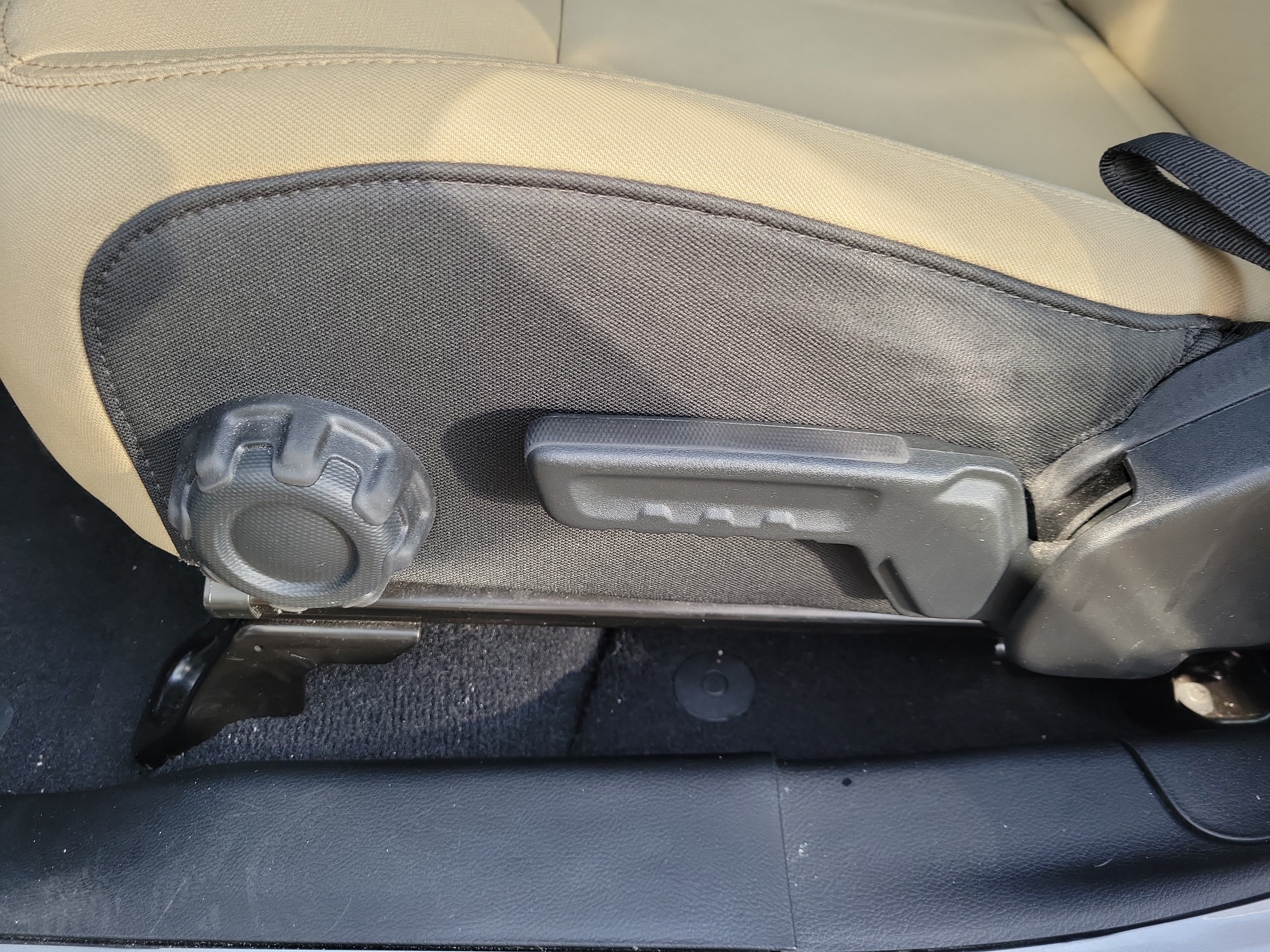 Used 2018 Jeep Wrangler Unlimited Sport S AWD/4WD image 14